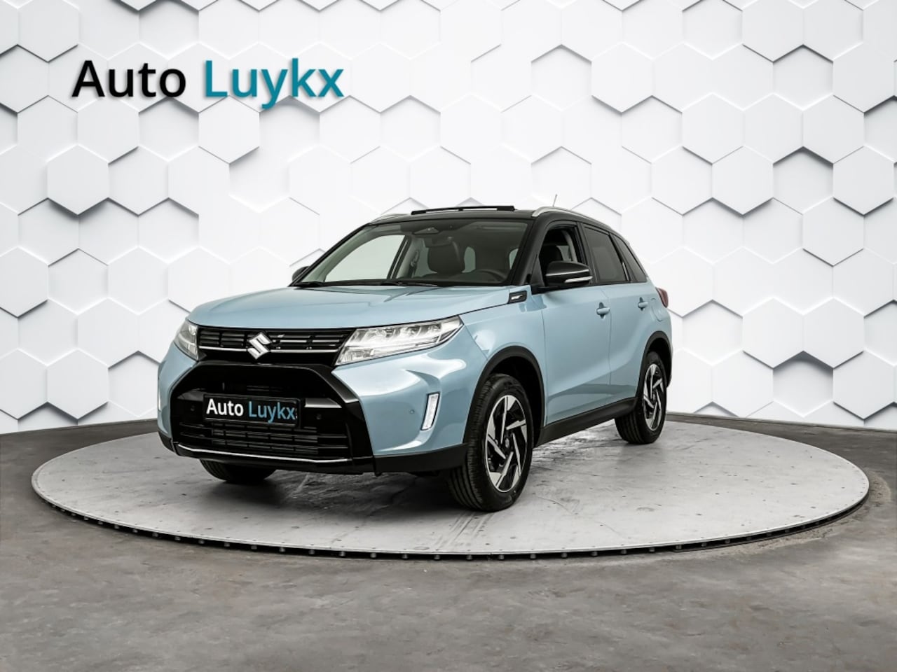 Suzuki Vitara - 1.4 Style Smart Hybrid Automaat | Panoramadak | Leder/Alcantara | Adaptieve Cruise Control - AutoWereld.nl