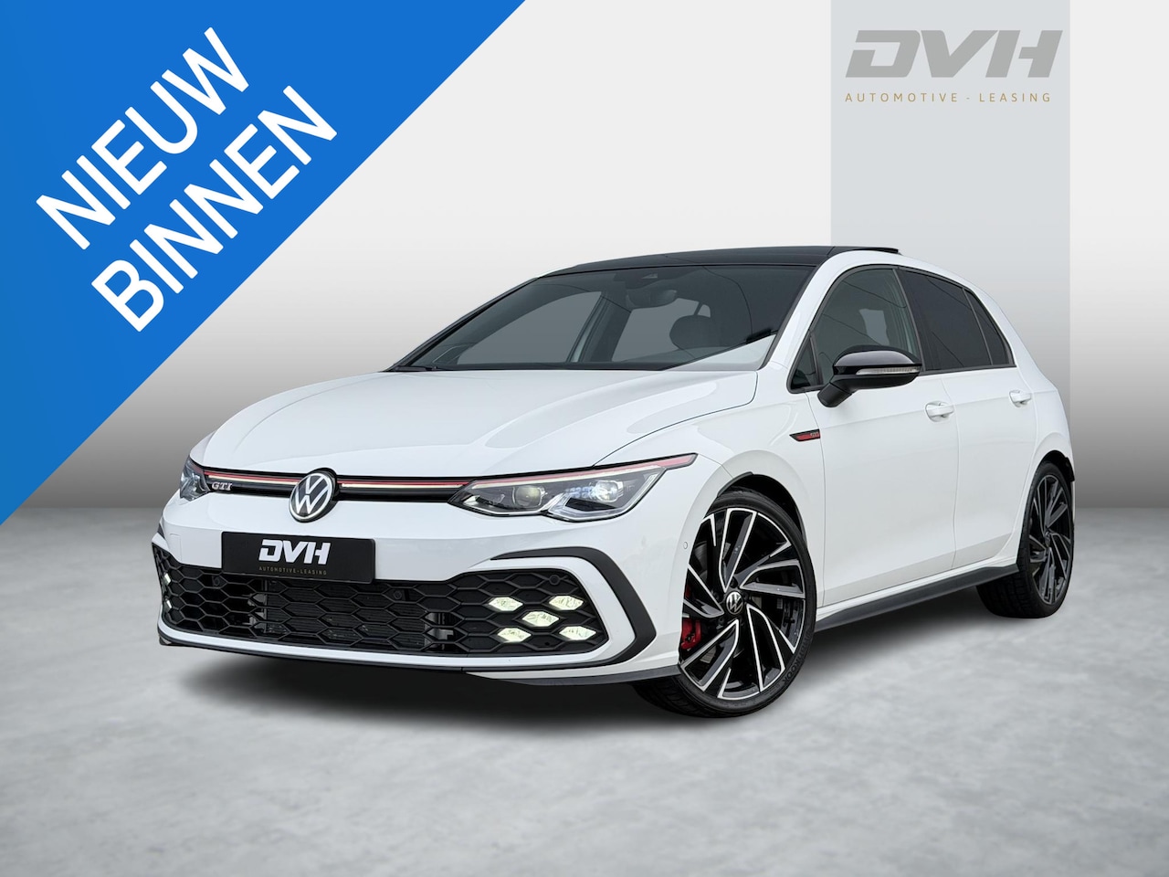 Volkswagen Golf - 2.0 TSI GTI PANO | DCC | H/K - AutoWereld.nl