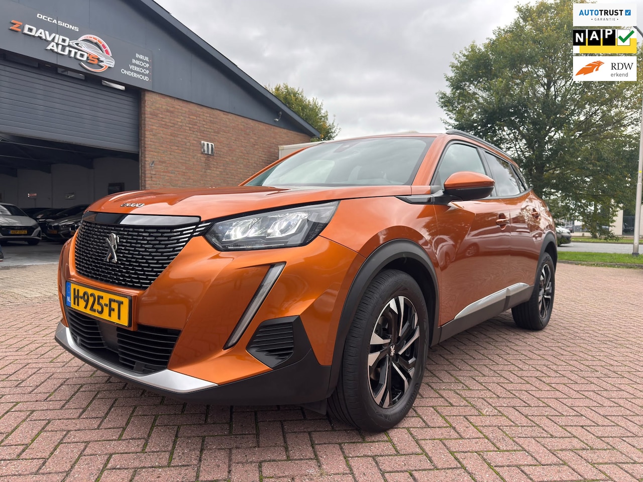 Peugeot 2008 - 1.2 PureTech Allure 1.2 PureTech Allure - AutoWereld.nl