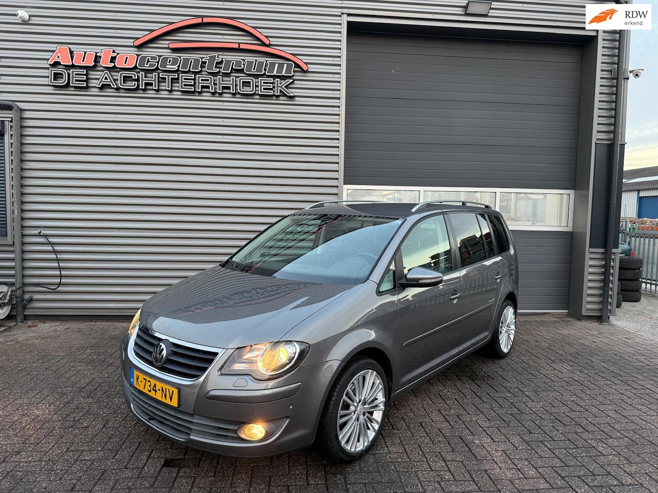 Volkswagen Touran - 1.4 TSI Trendline| 7 zits|NAV|AC - AutoWereld.nl