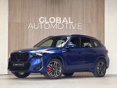 BMW X1 - SDrive18i - M Sport Pro - 19 INCH - RODE REMMEN - CAMERA