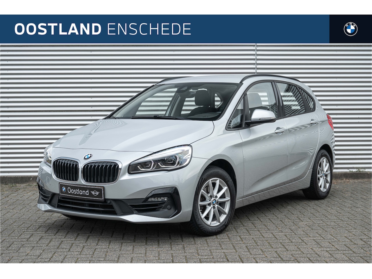BMW 2-serie Active Tourer - 216i / Stoelverwarming / LED / PDC / Cruise Control - AutoWereld.nl