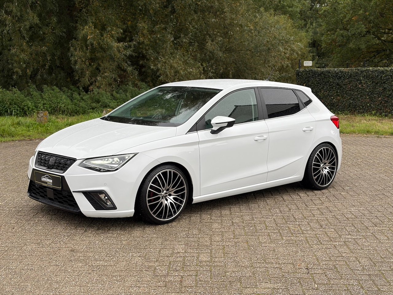 SEAT Ibiza - 1.0 TSI FR LED I CAMERA I PDC I CARPLAY I CRUISE I DIKKE AUTO - AutoWereld.nl