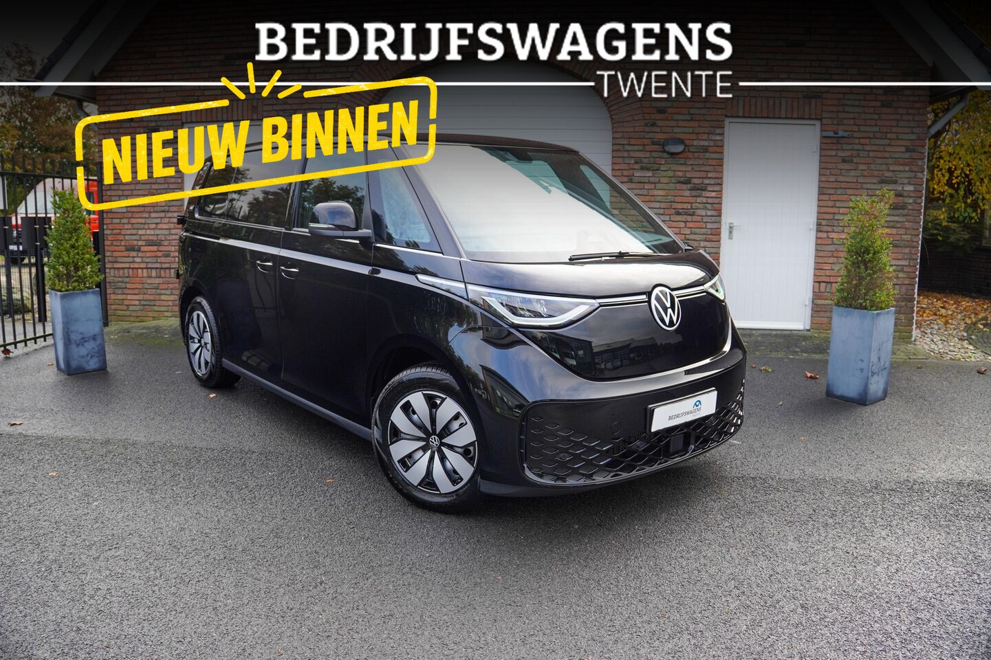 Volkswagen ID. Buzz Cargo - 79 kWh 286PK 2027 MODEL A-Deuren TREKHAAK Side Assist ACC Travel Assist - AutoWereld.nl