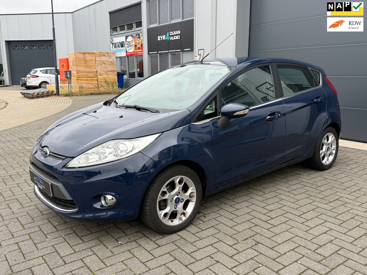 Ford Fiesta - 1.25 AIRCO | CRUISE | ELEKTR PAKKET | NIEUWE APK | NAP | - AutoWereld.nl