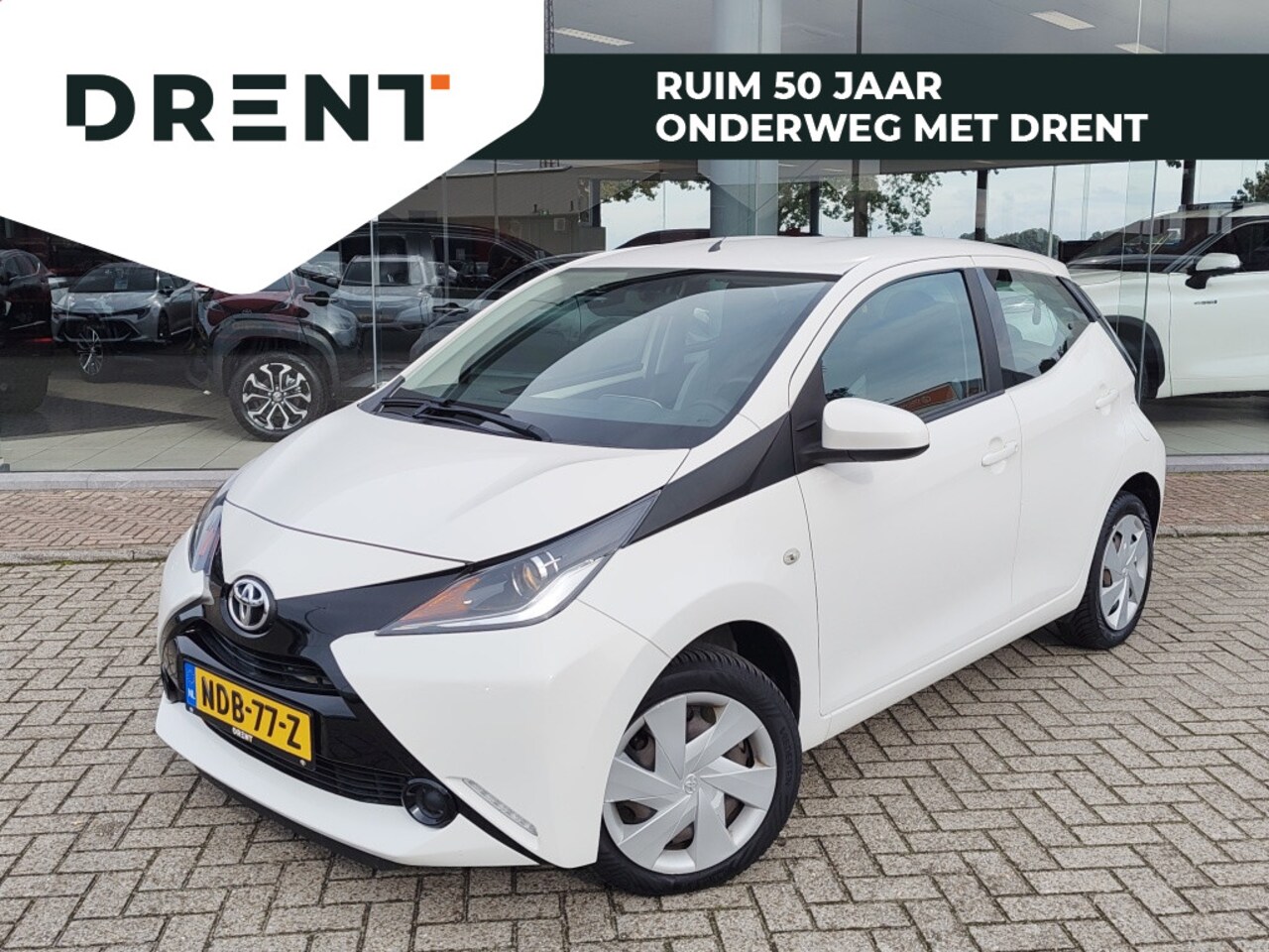 Toyota Aygo - 1.0 VVT-i x-play | Airco | Toerenteller | Achteruitrijcamera - AutoWereld.nl