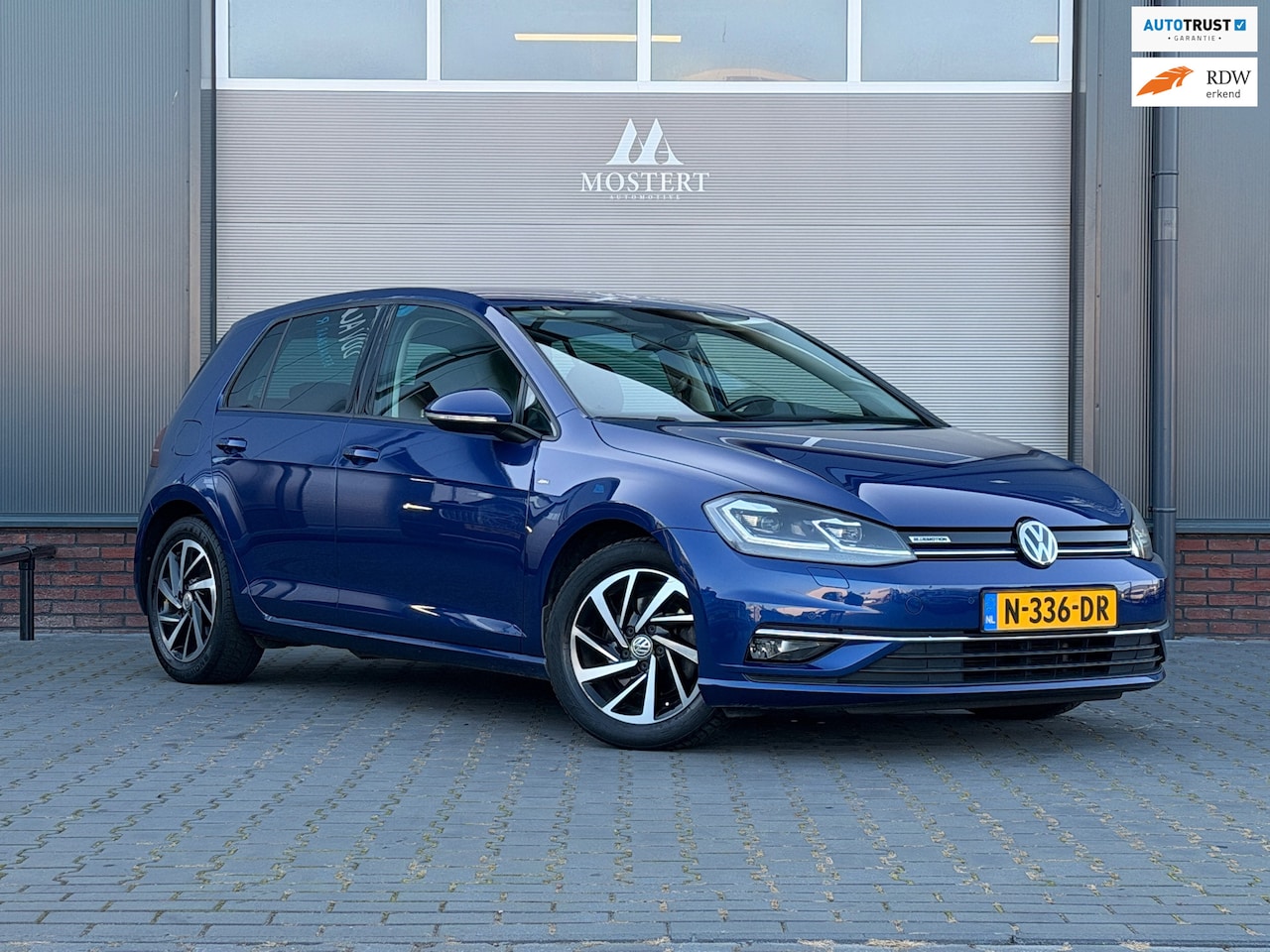 Volkswagen Golf - 1.5 TSI/131pk Highline|2018|Automaat|V-Cockpit|Stoelverw.|Adaptive cruise|Navi|16"LMV - AutoWereld.nl