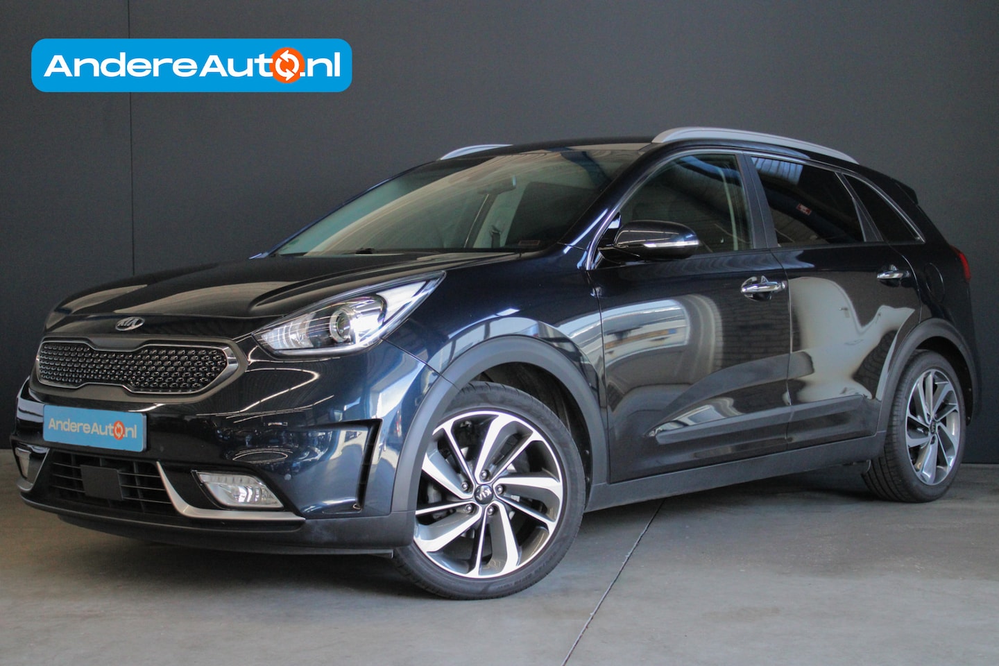 Kia Niro - 1.6 GDi Hybrid ExecutiveLine |trekhaak|perfect onderhouden|stoelkoeling|memory|leder| - AutoWereld.nl