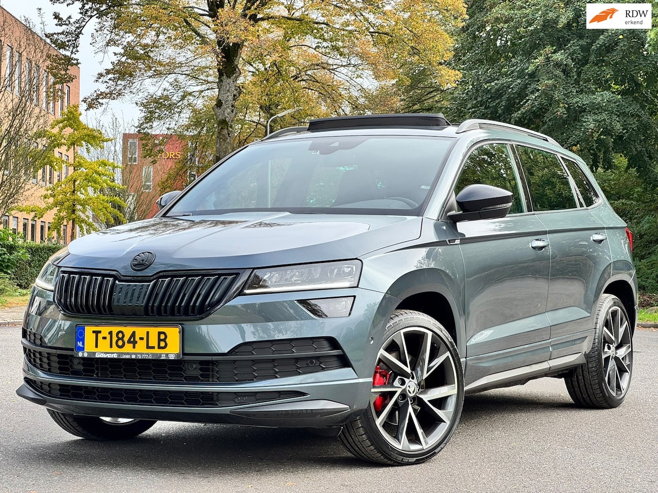 Skoda Karoq - 2.0 TSI 4x4 Sportline Business 2.0 TSI 4x4 Sportline Business - AutoWereld.nl