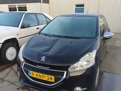 Peugeot 208 - 1.2 e-VTi Style RIJDBARE SCHADE 135.000 KM AUTOMAAT