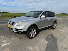Volkswagen Touareg - 4.2 V8 228KW 4MOTION AUT nieuwe auto met volledigeonderhoud historie
