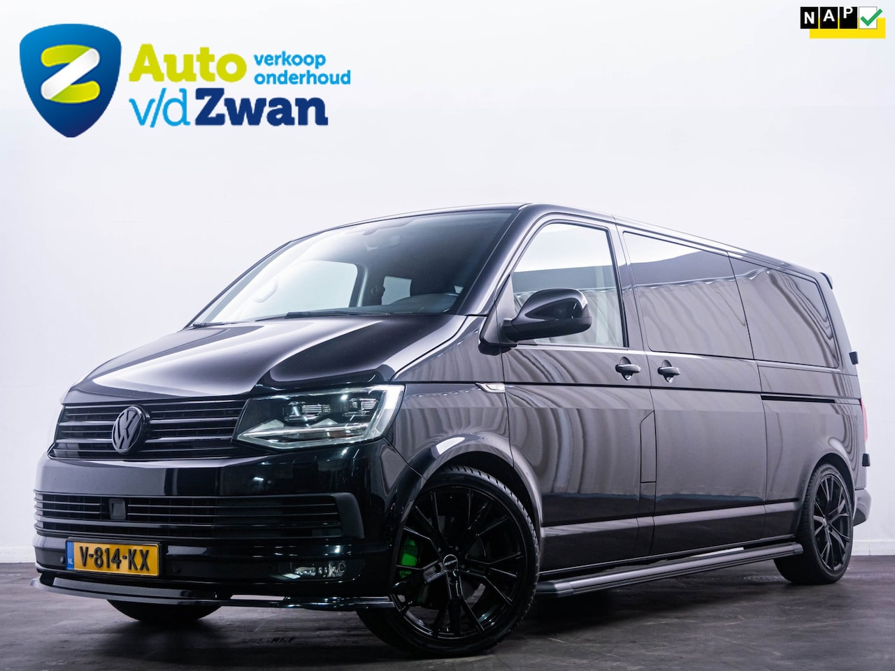 Volkswagen Transporter - 2.0 TDI L2H1 DC Highline ACC|DSG|PDC! - AutoWereld.nl