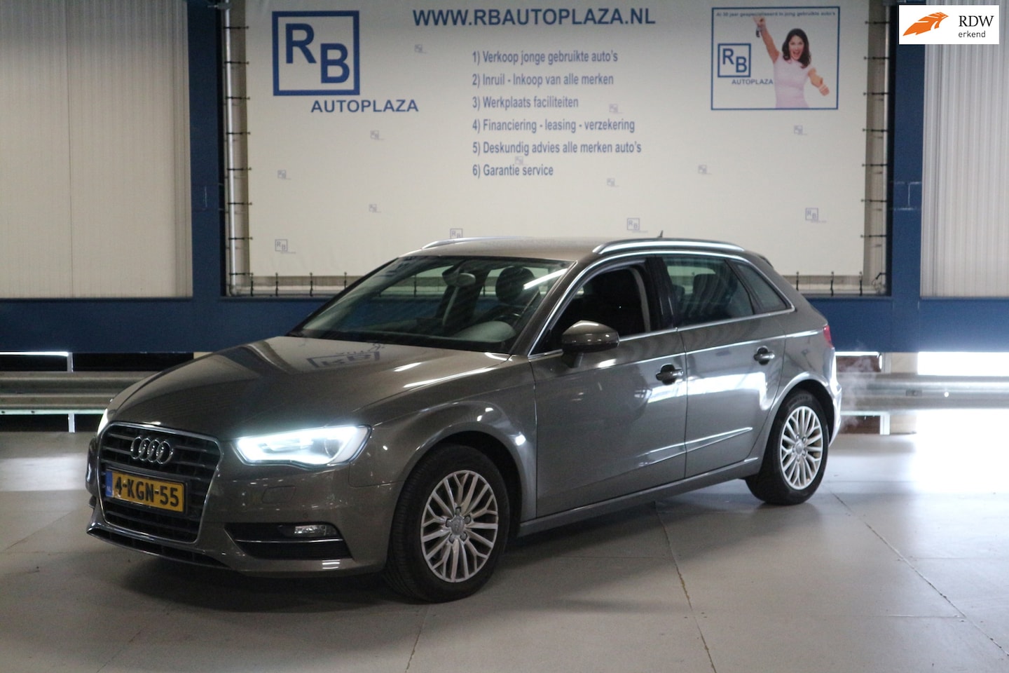 Audi A3 Sportback - 1.4 TFSI Ambiente Pro Line plus / 12 MAANDEN GARANTIE ! ! ! - AutoWereld.nl