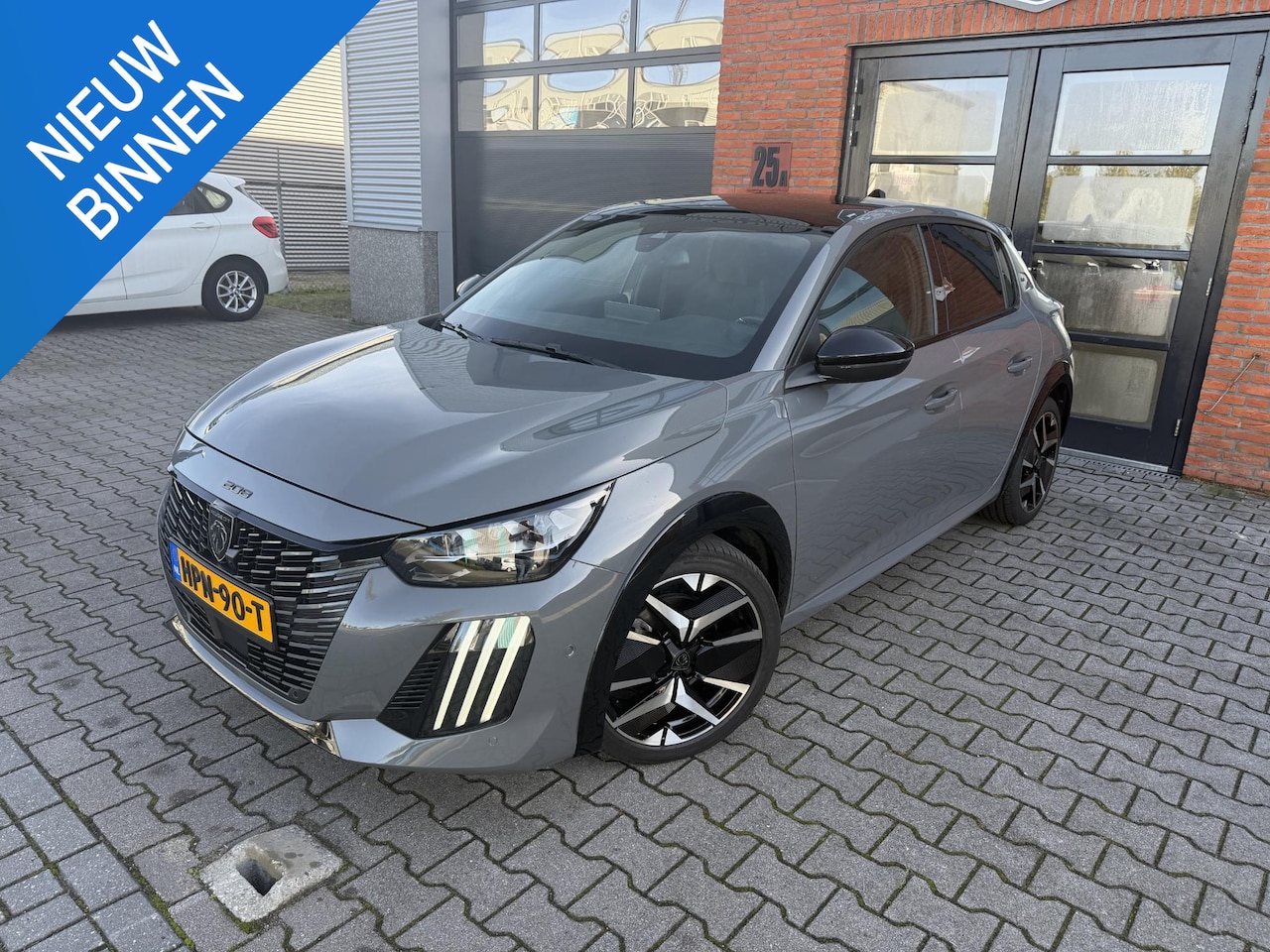 Peugeot 208 - 1.2 Hybrid 145 e-DCS6 GT | PANO | NAP - AutoWereld.nl