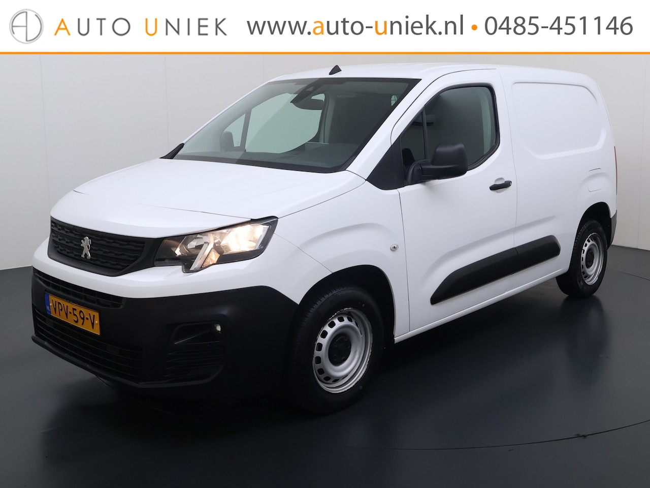 Peugeot Partner - 1.2 PureTech Benzine Premium Airco, Cruise Control, EX Lease - AutoWereld.nl