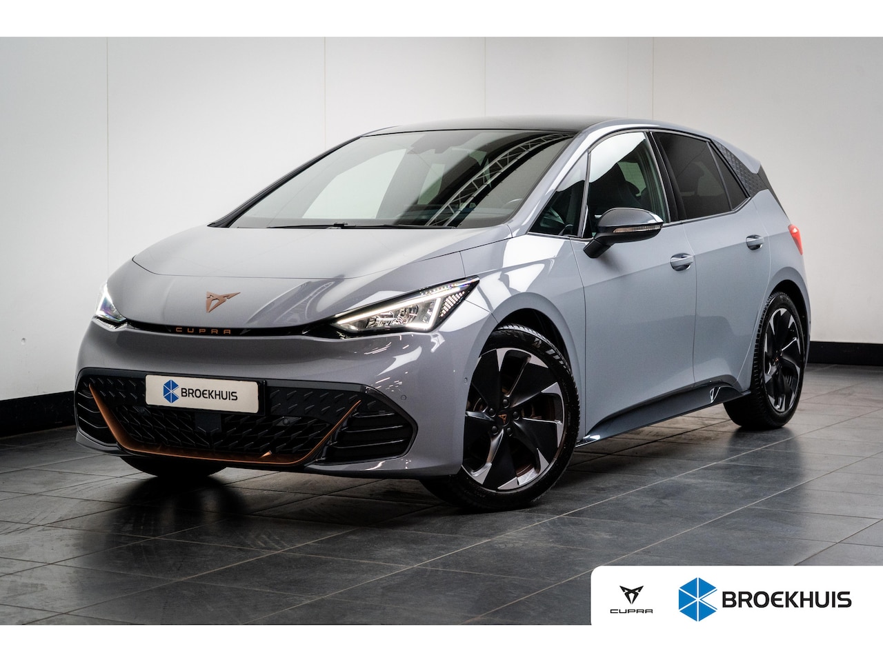 CUPRA Born - 62 kWh 204PK Adrenaline | PANORAMADAK | 19 INCH | NAVIGATIE | STOEL + STUURVERW. | HUD | W - AutoWereld.nl