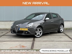 Alfa Romeo Giulietta - 1.4 T Distinctive Eerste eigenaar NAP