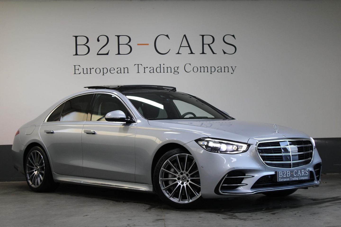 Mercedes-Benz S-klasse - 350d 4MATIC AMG | Panorama | Burmester | Luchtvering | Leder - AutoWereld.nl