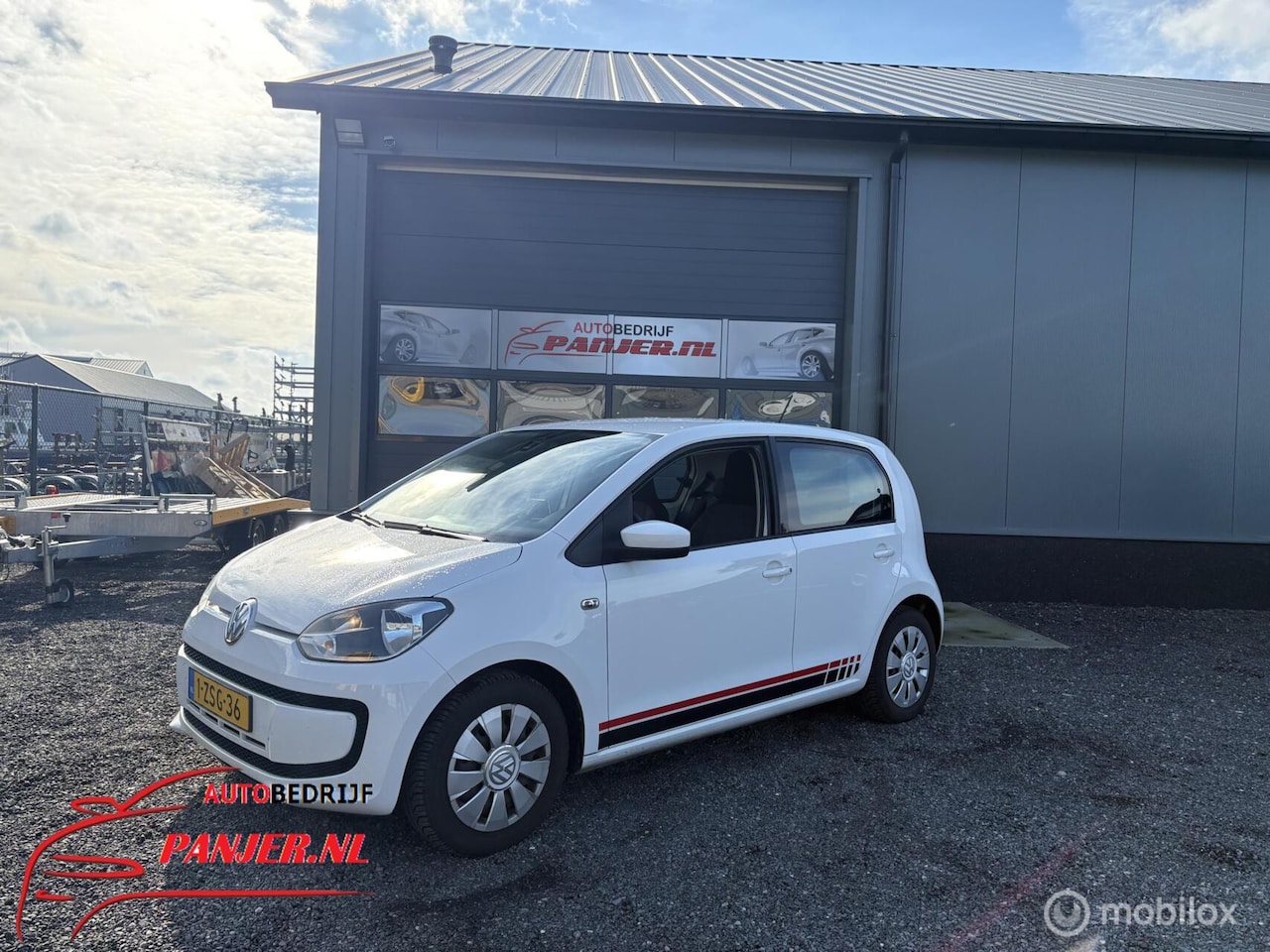 Volkswagen Up! - 1.0 move up! BlueMotion "AIRCO+NAVI+5 DEURS" - AutoWereld.nl