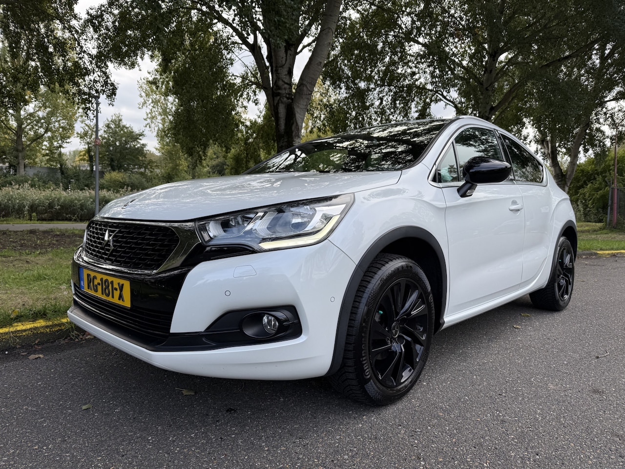 DS 4 Crossback - 1.2 PureTech Chic 1.2 PureTech Chic - AutoWereld.nl