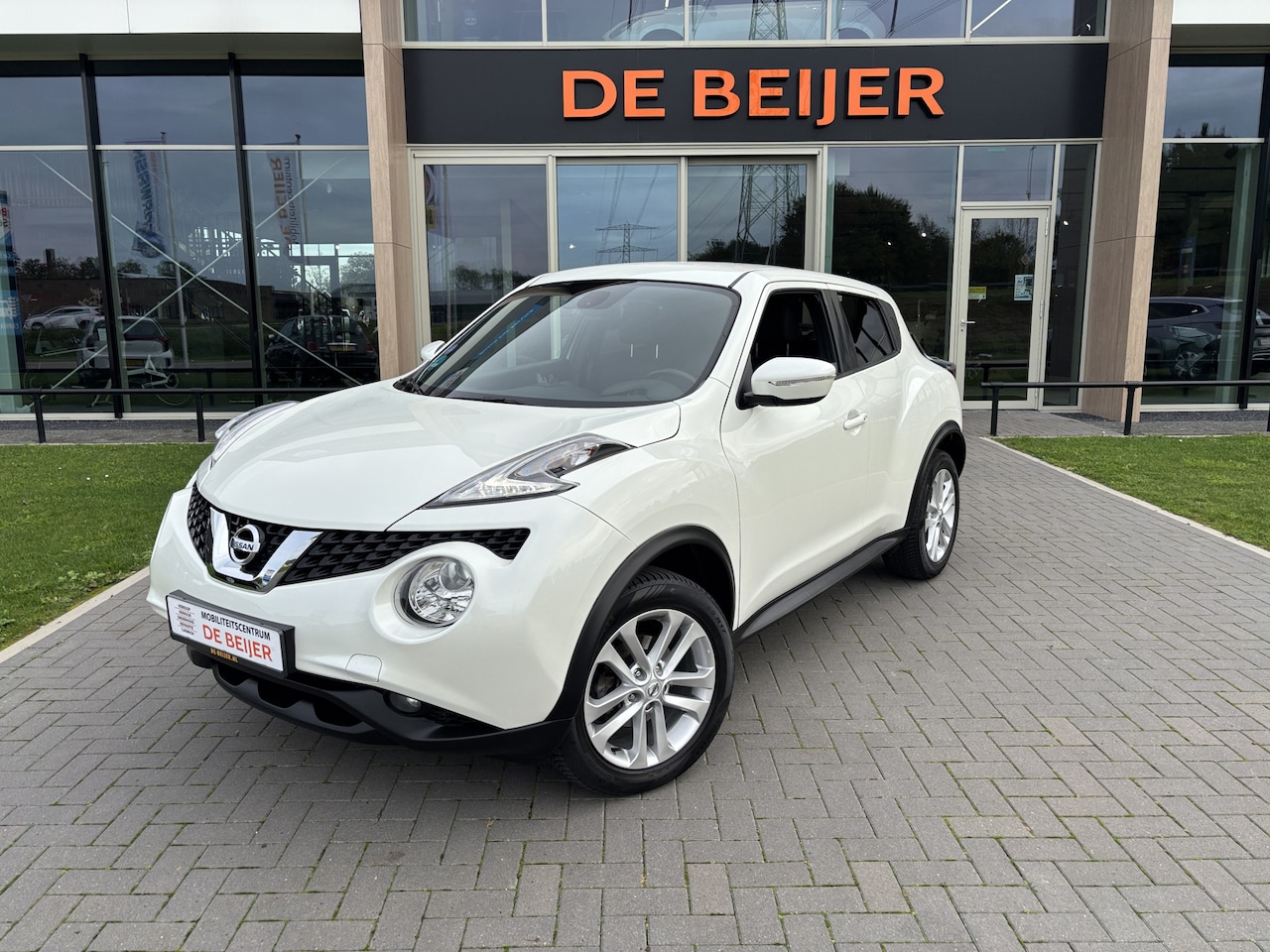 Nissan Juke - 1.2 DIG-T S/S N-Connecta Trekhaak I Camera I Navi - AutoWereld.nl