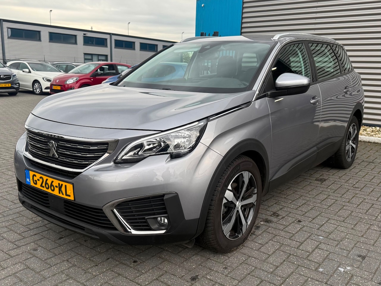 Peugeot 5008 - 1.2 PureTech Active 1.2 PureTech Active - AutoWereld.nl