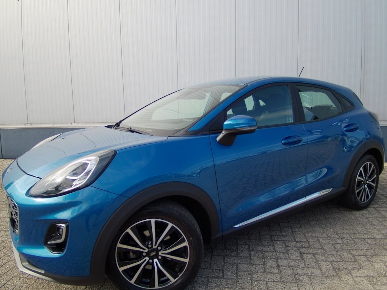 Ford Puma - 1.0i Ecoboost Hybrid 125pk Titanium - AutoWereld.nl