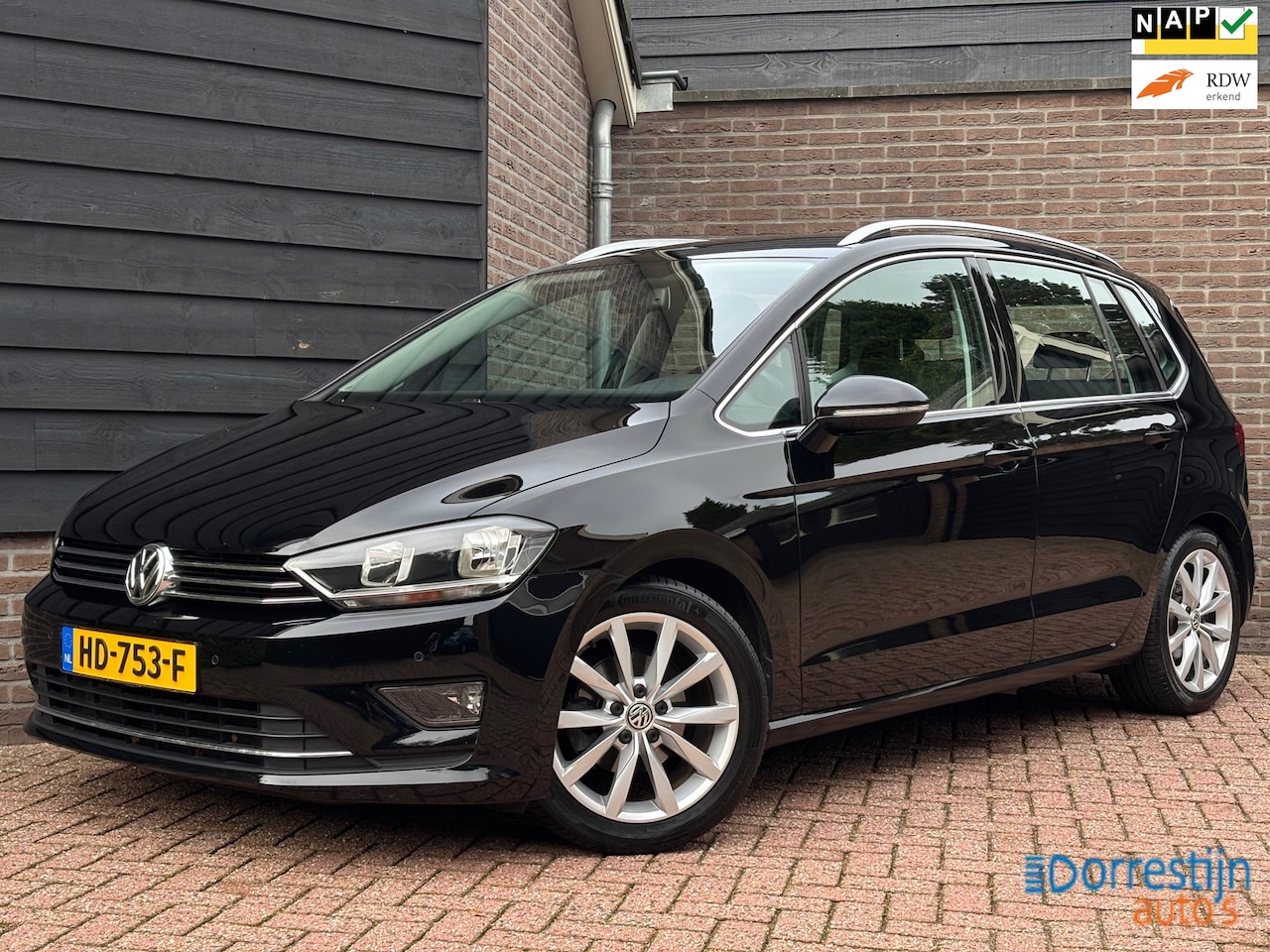 Volkswagen Golf Sportsvan - 1.2 TSI Highline | Automaat | Trekhaak | Camera | Eerste eigenaar - AutoWereld.nl