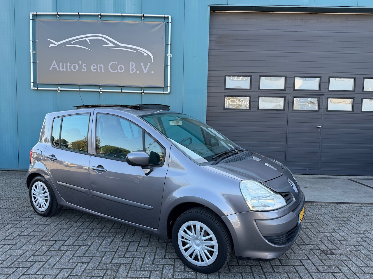 Renault Modus - 1.6-16V 5-deurs Automaat Elec panoramadak Airco Cruise Pdc Trekhaak Facelift Model NAP - AutoWereld.nl