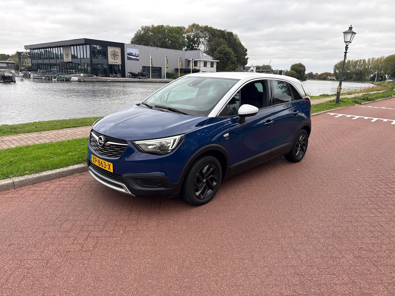 Opel Crossland X - 1.2 120 Jaar Edition 1.2 120 Jaar Edition - AutoWereld.nl