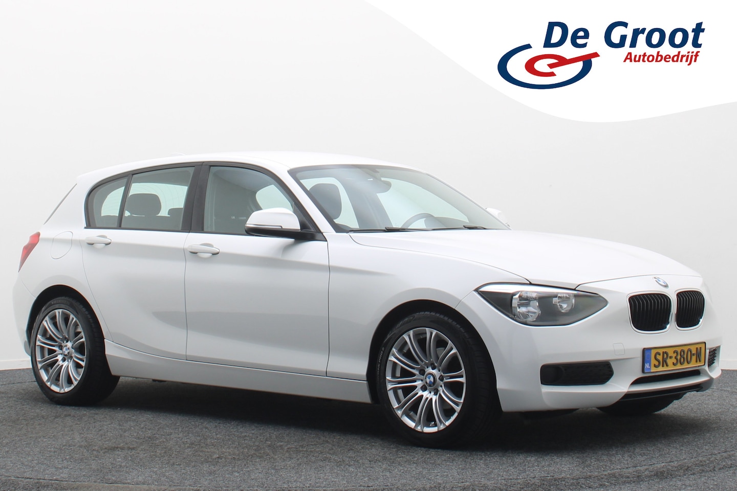 BMW 1-serie - 114i EDE High Executive 114i EDE High Executive 5-Deurs, Airco, Stoelverwarming, Elektrisch Pakket, Radio/CD, AUX, - AutoWereld.nl