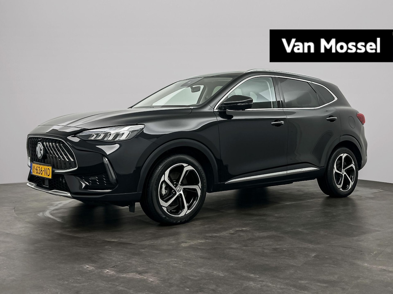 MG EHS - 1.5 TGDI PHEV Aut. Luxury | Leder | Panoramadak | Led Sfeerlicht | 360 Camera | Adaptive C - AutoWereld.nl