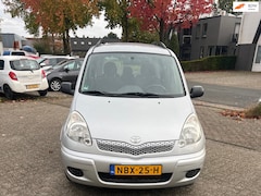 Toyota Yaris Verso - 1.3 VVT-i Sol UNIEK