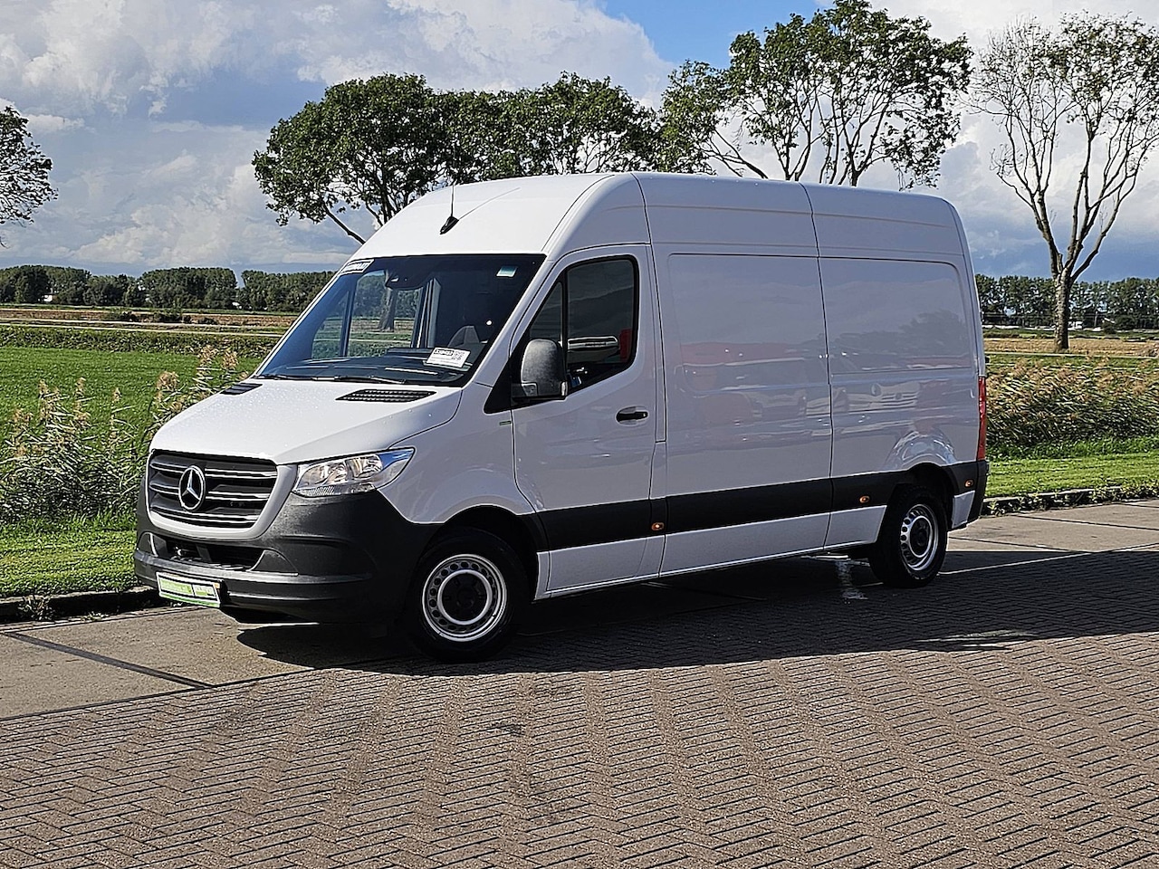 Mercedes-Benz Sprinter - 315 1.9 CDI L2H1 FWD Cruise control, Tachograaf, Airco, Carplay, Navi, Camera, Lane-assist - AutoWereld.nl