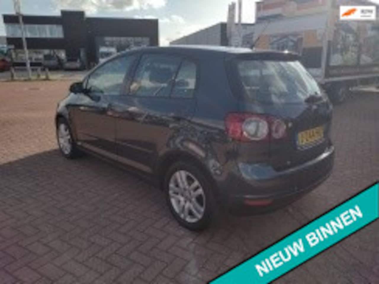 Volkswagen Golf Plus - 1.6 Trendline MOOIE BEL 0619590613 HOGEN IN STAP AIRCO APK 07-10-2027 5 DRS - AutoWereld.nl