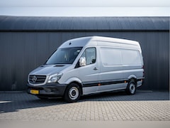 Mercedes-Benz Sprinter - 316 CDI 160PK L2H2 | Automaat | 3.5T Trekgewicht | 3-Zits | Camera | Cruise | Stoelverw. |