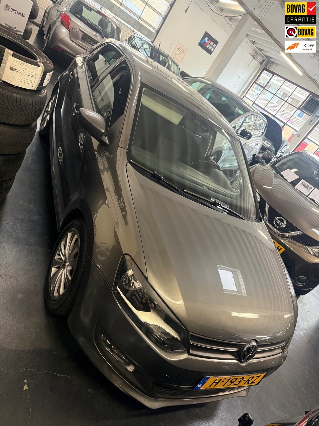 Volkswagen Polo - 1.2 TSI Highline 1.2 TSI Highline , PDC, Radio-CD, Stoelverwarming , Electr. ramen en spiegels, Blue tooth - AutoWereld.nl