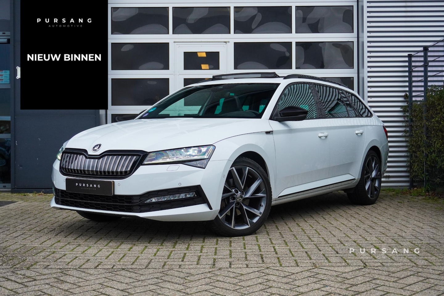 Skoda Superb Combi - 1.4 TSI iV Sportline | Panorama | Trekhaak | 360 Cam | Canton - AutoWereld.nl