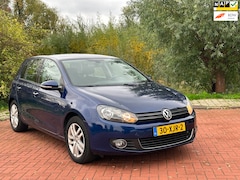 Volkswagen Golf - 1.2 TSI Highline BlueMotion Nap/Airco