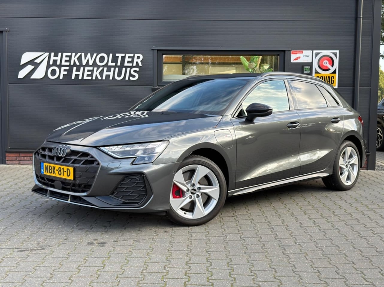 Audi A3 Sportback - 45 TFSI e 272 PK S-Line | SONOS | Trekhaak | Matrix | ACC - AutoWereld.nl