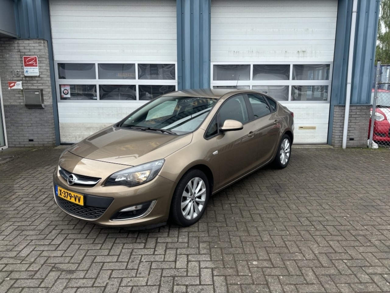 Opel Astra - 1.6 Sport 1.6 Sport - AutoWereld.nl