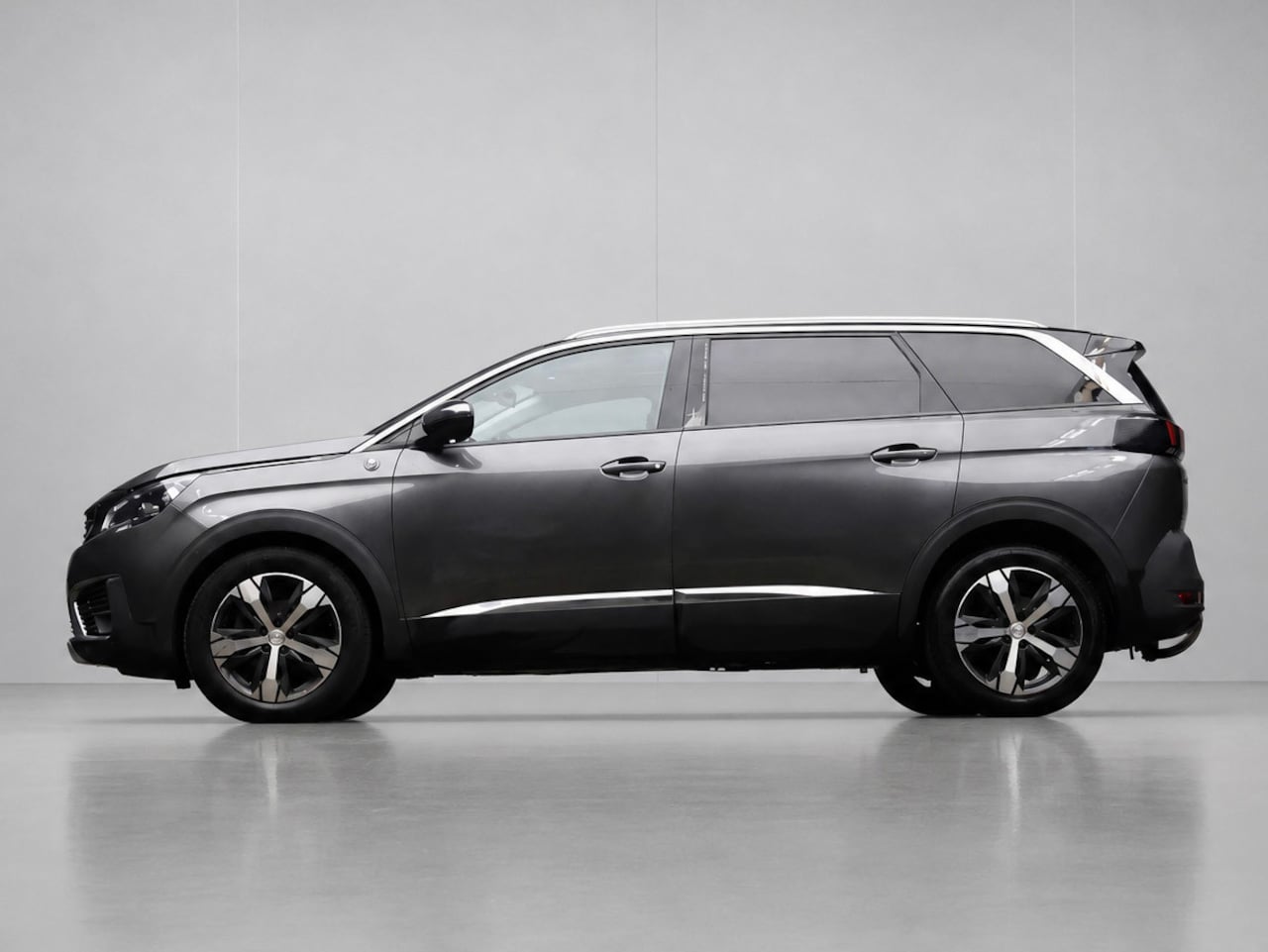 Peugeot 5008 - 1.2 PureTech Crossway 7P (PANORAMADAK,APPLECARPLAY,NAVI,CAMERA,360 VIEW,CLIMATE,CRUISE,GET - AutoWereld.nl