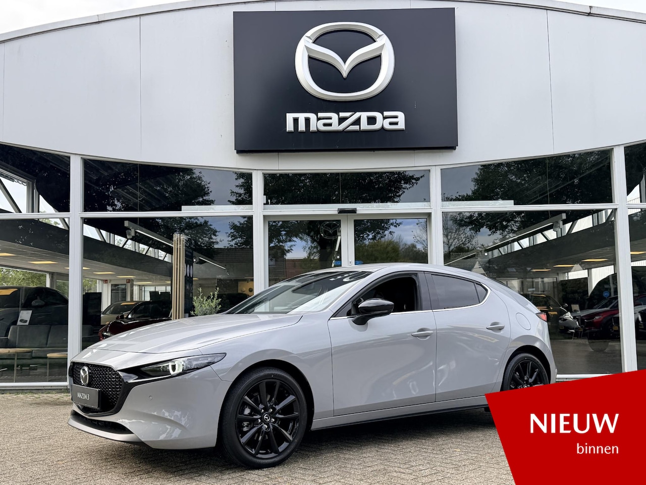 Mazda 3 - 2.5 e-SkyActiv-G M Hybrid 140 Homura Plus 2.5 e-SkyActiv-G M Hybrid 140 Homura Plus - AutoWereld.nl