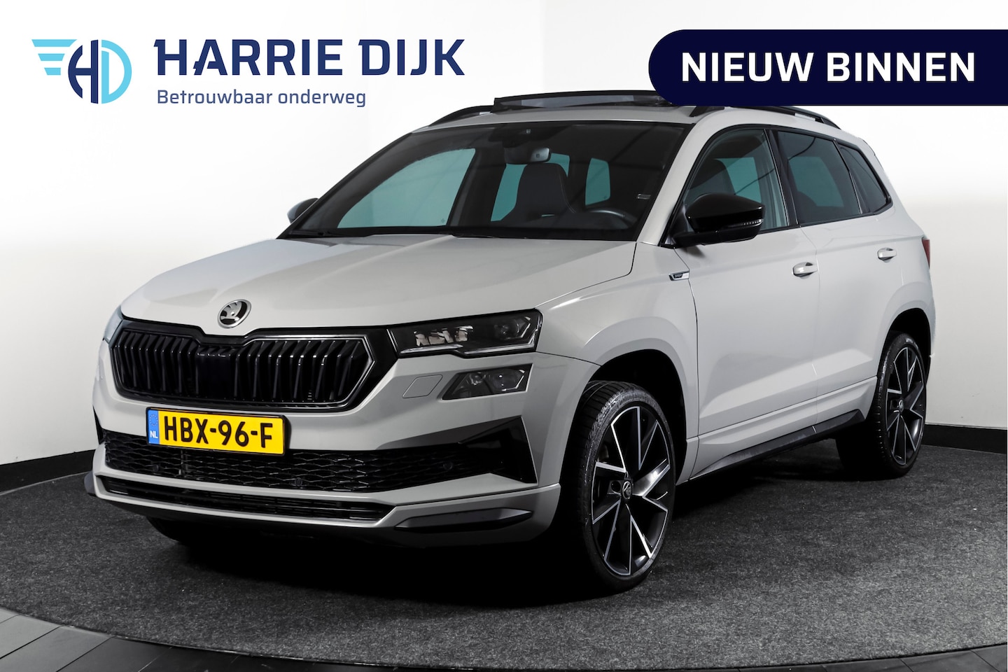 Skoda Karoq - 1.5 TSI ACT Sportline Business 150 PK | S/K-Panodak | Dig. Cockpit | Adapt. Cruise | Stoel - AutoWereld.nl