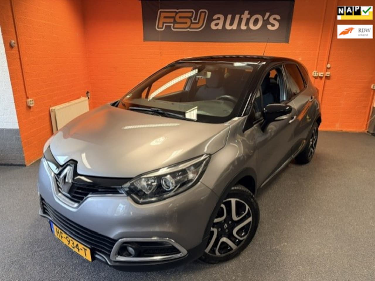 Renault Captur - 0.9 TCE / DYNAMIQUE / NAVI / TOPSTAAT!! - AutoWereld.nl
