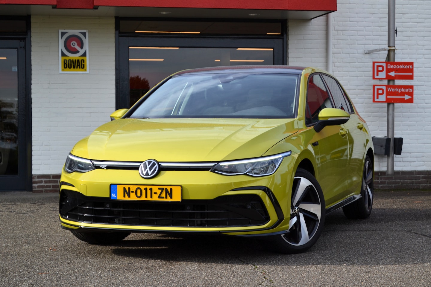 Volkswagen Golf Variant - 1.5 TSI Highline Business R-Line, Automaat, Clima, LM, Pdc V+A, etc - AutoWereld.nl