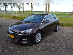 Opel Astra - 1.4 Turbo Blitz Cruise Airco Pdc Trekhaak