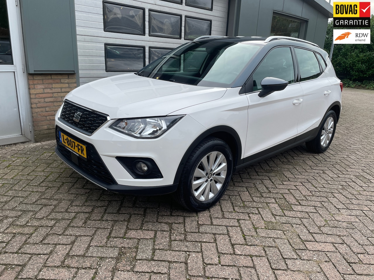 SEAT Arona - 1.0 TSI Xcellence Business Intense Automaat Trekhaak - AutoWereld.nl