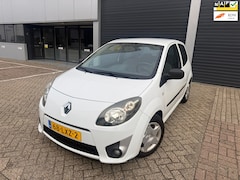 Renault Twingo - 1.2-16V Authentique / EERSTE EIGENAAR/ LAGE KM STAND/ NAP / AIRCO / APK / 2 SLEUTELS / NET
