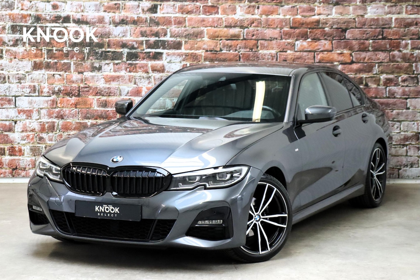 BMW 3-serie - Sedan 318i Executive M Sport Pakket Automaat / Live Cockpit Professional / M Sportonderste - AutoWereld.nl